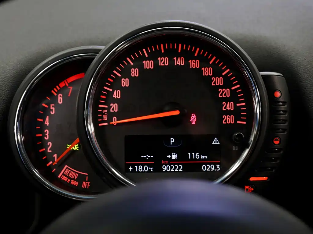 MINI Countryman 2018 — фото 15