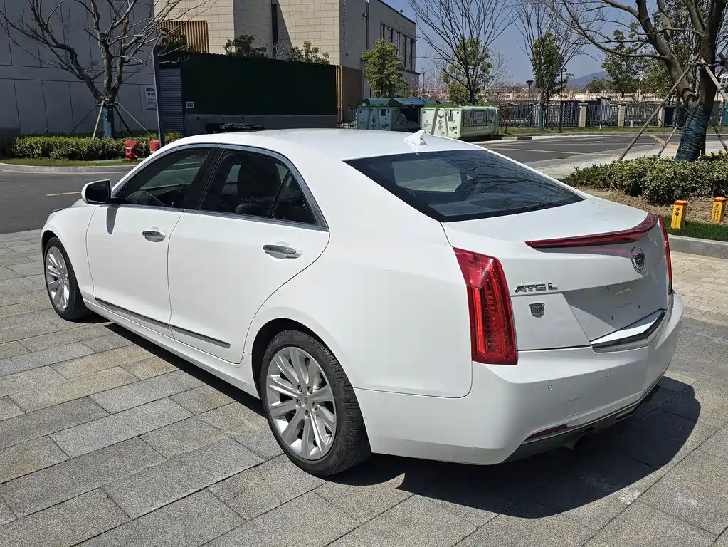 Cadillac ATS-L 2015 — фото 11