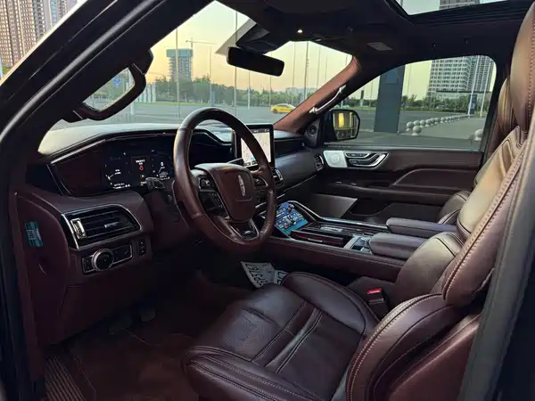 Lincoln Navigator 2020