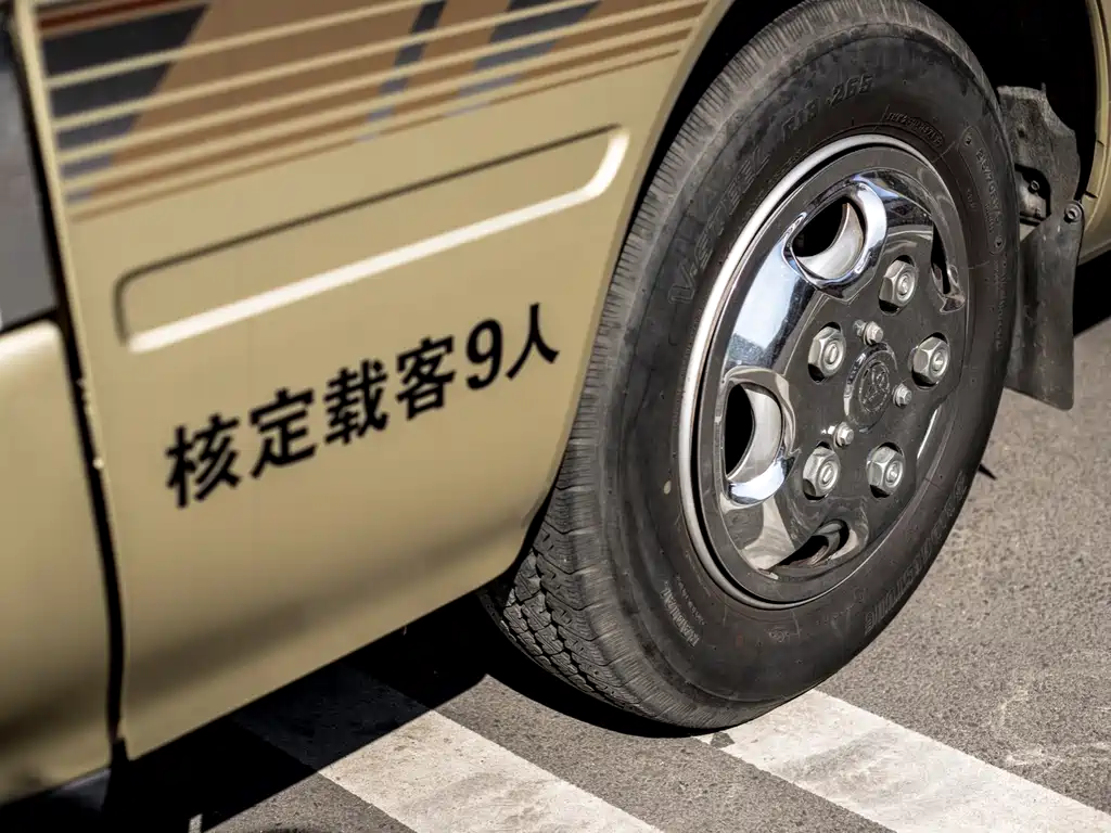 Toyota Coaster 2020 — фото 4