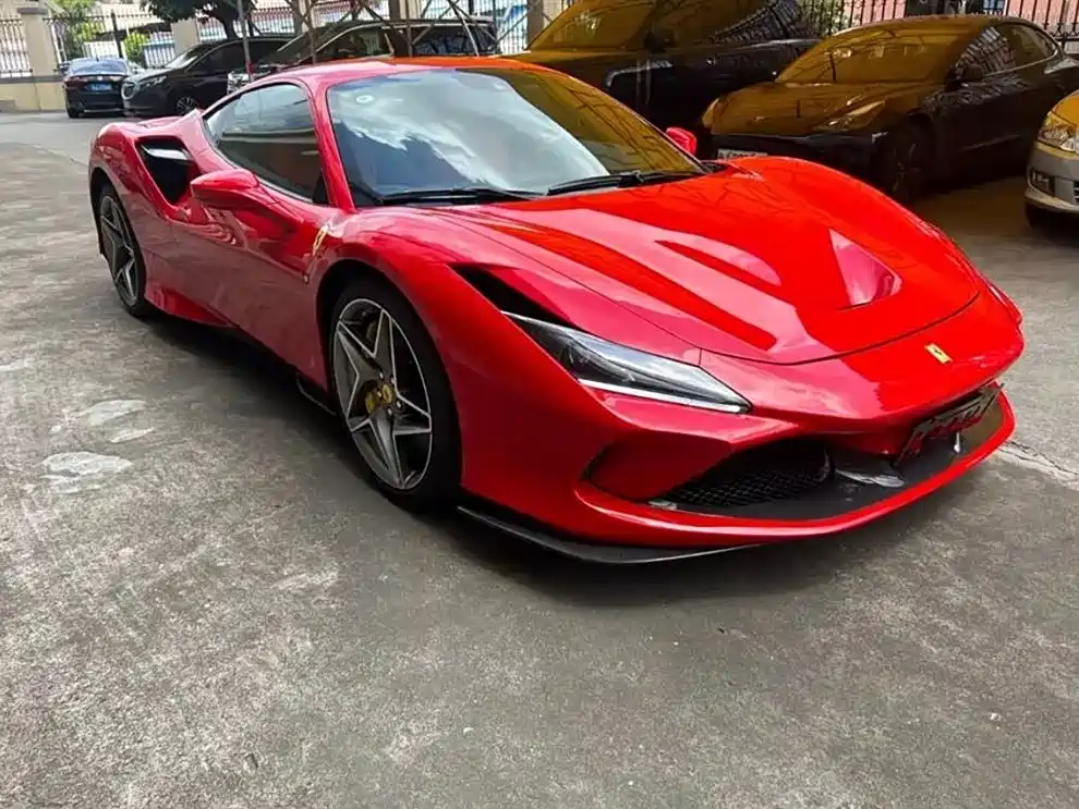 Ferrari F8 2022 — фото 2