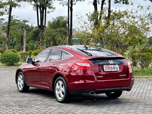 Honda Crosstour 2012