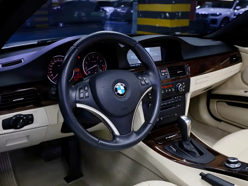 BMW 3 Series 2008 — фото 10