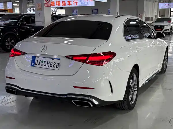 Mercedes-Benz C-Class 2022