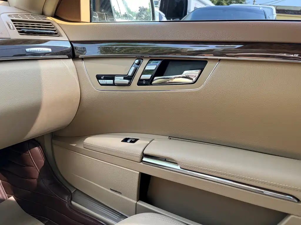 Mercedes-Benz S-Class 2013 — фото 28