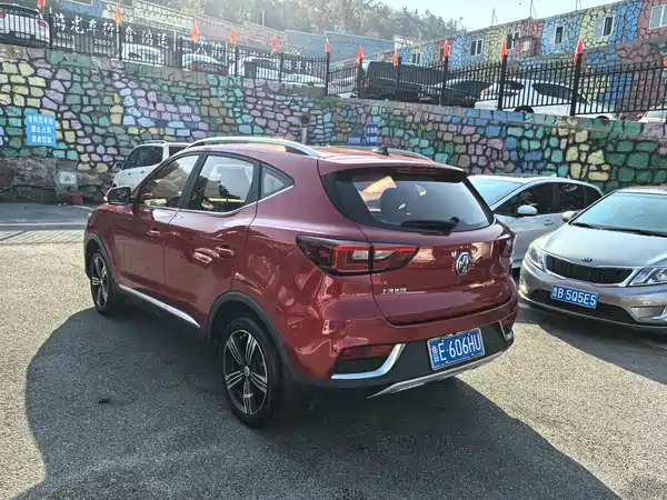 MG ZS 2017