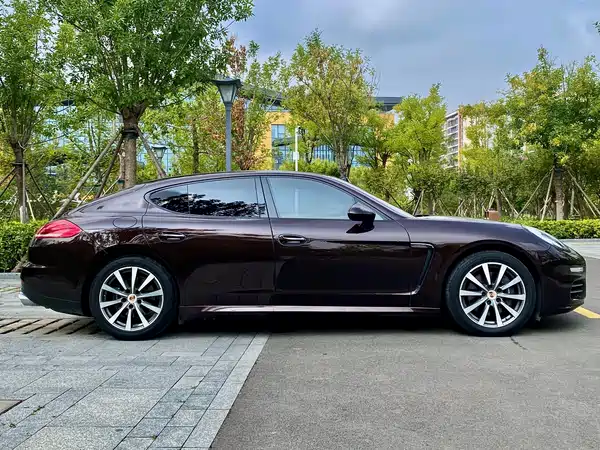 Porsche Panamera 2014