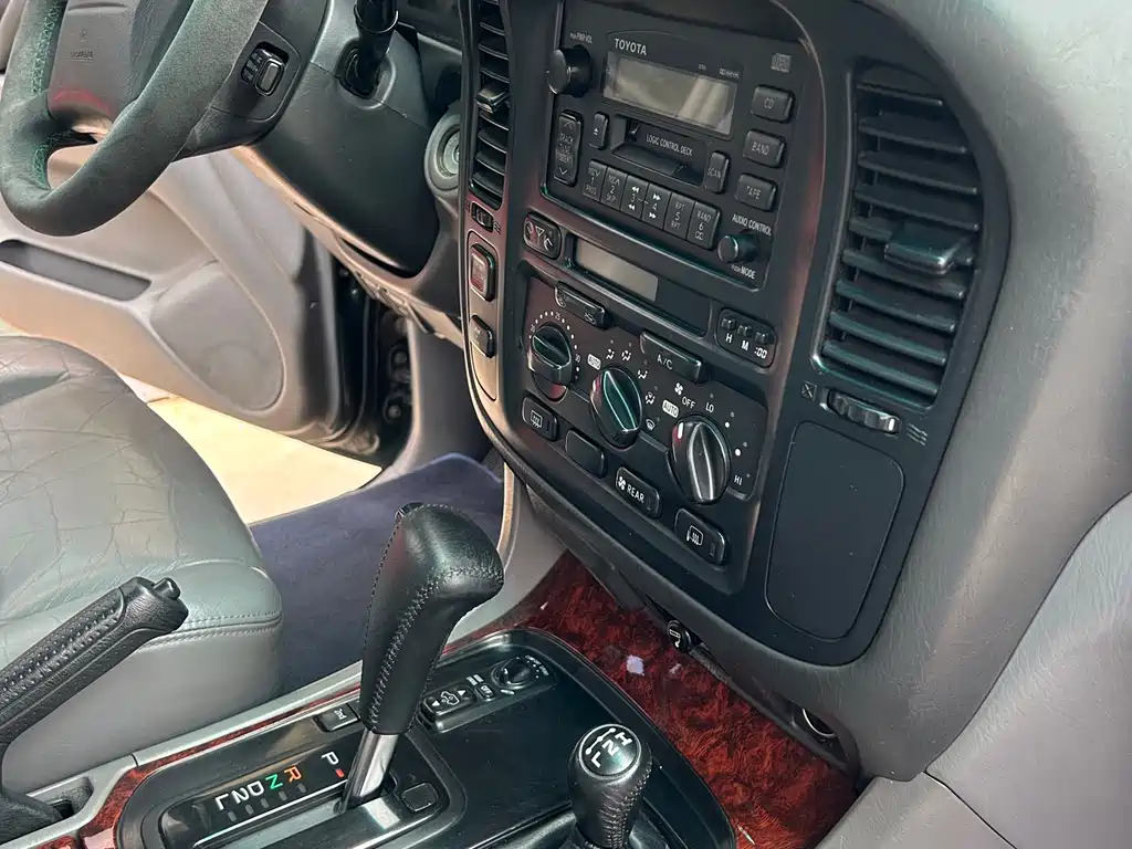 Toyota Land Cruiser 2001 — фото 14