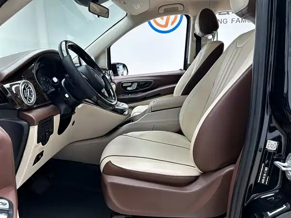 Mercedes-Benz Vito 2023