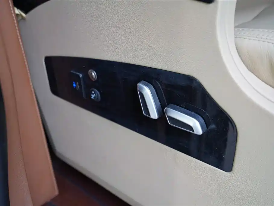 Mercedes-Benz Sprinter 2015 — фото 22