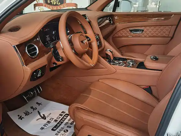 Bentley Bentayga 2022