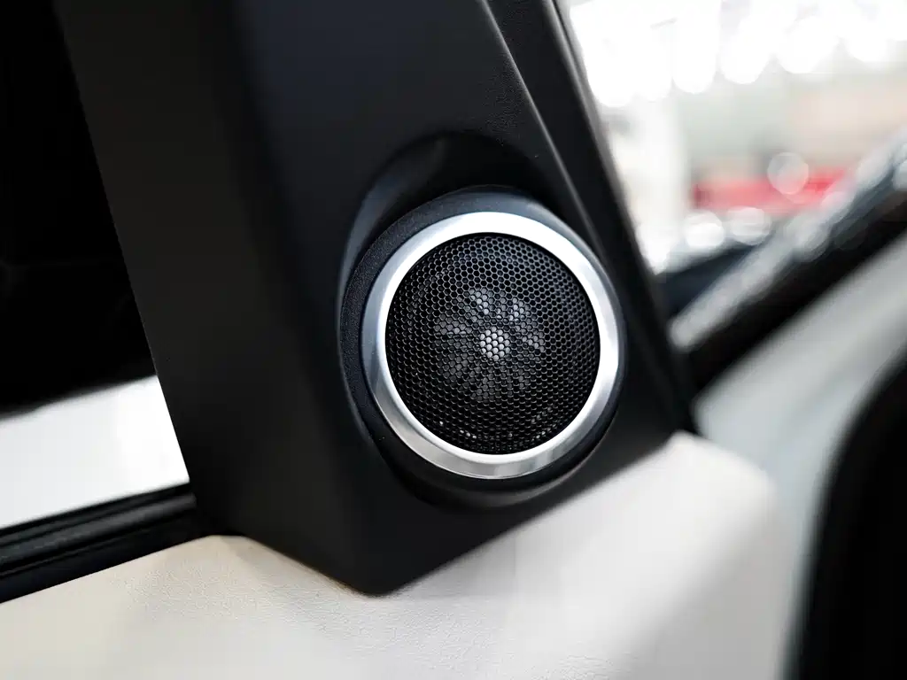Land Rover Range Rover 2018 — фото 17