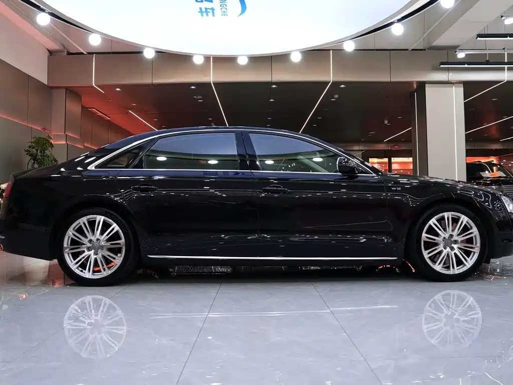 Audi A8 2016 — фото 3
