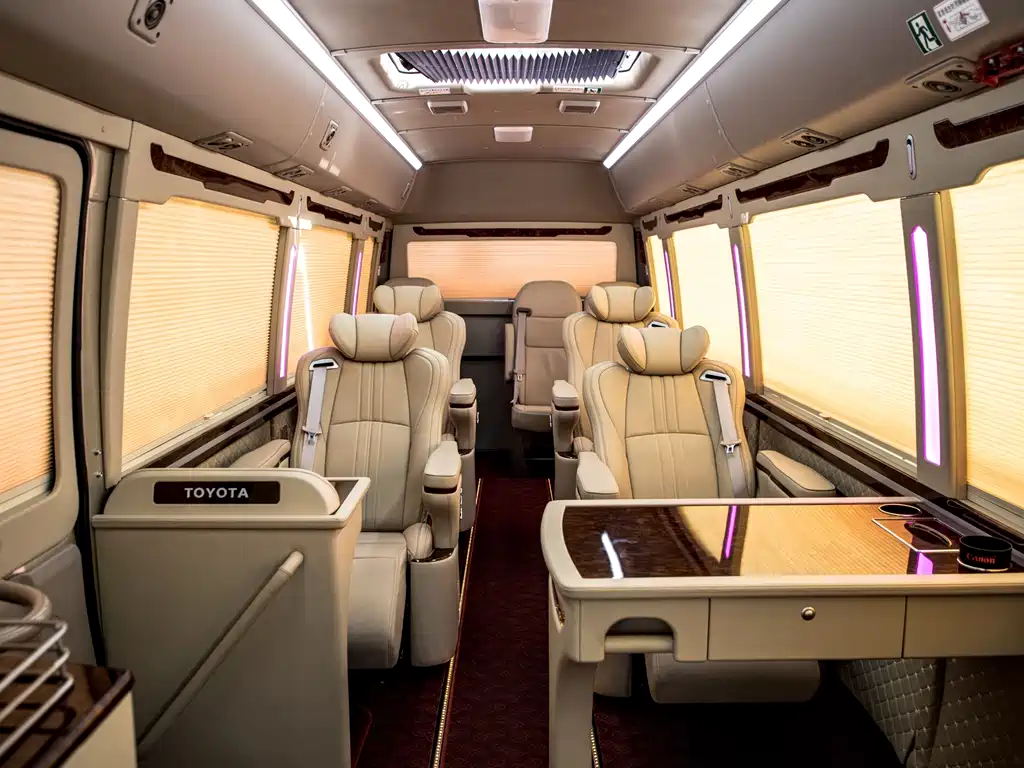 Toyota Coaster 2020 — фото 17