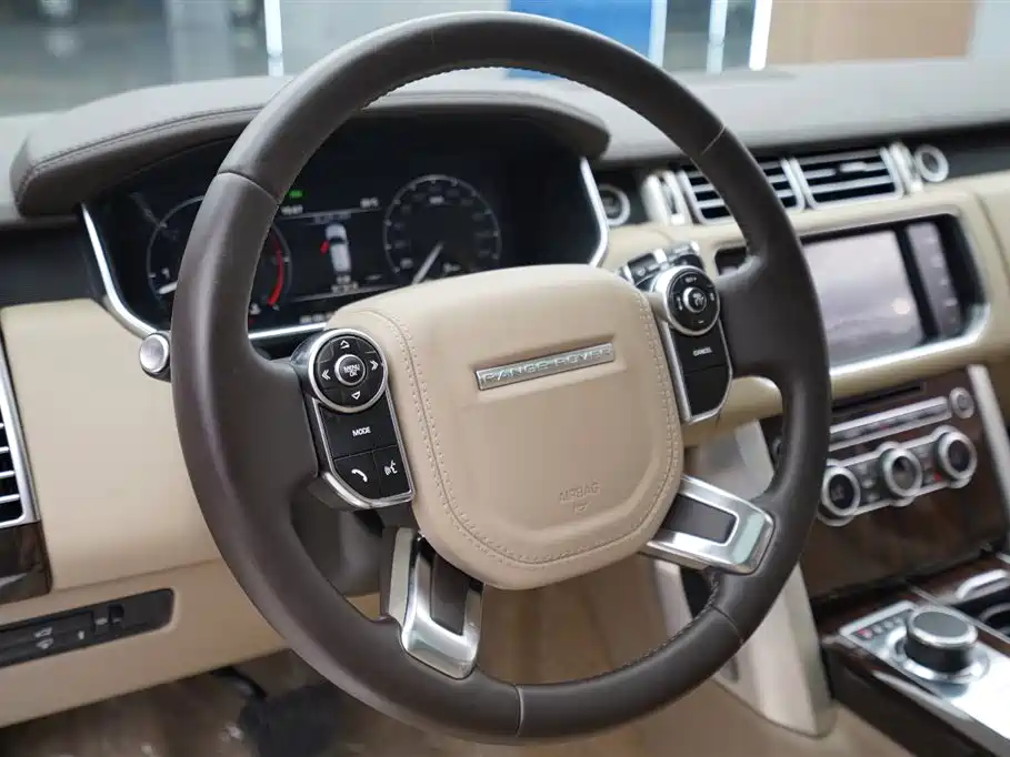 Land Rover Range Rover 2015 — фото 7