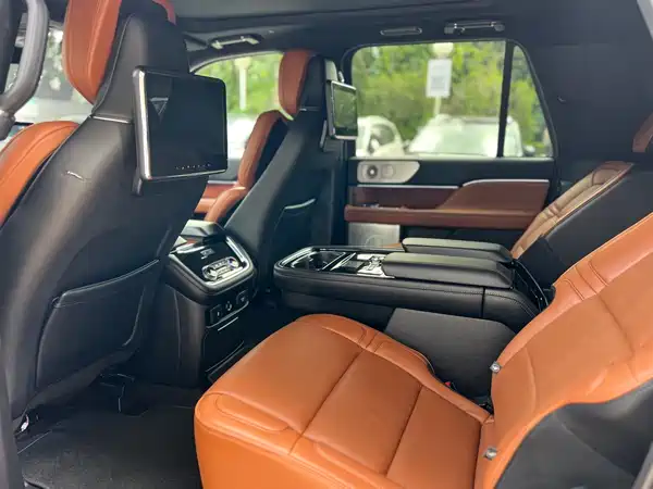 Lincoln Navigator 2019