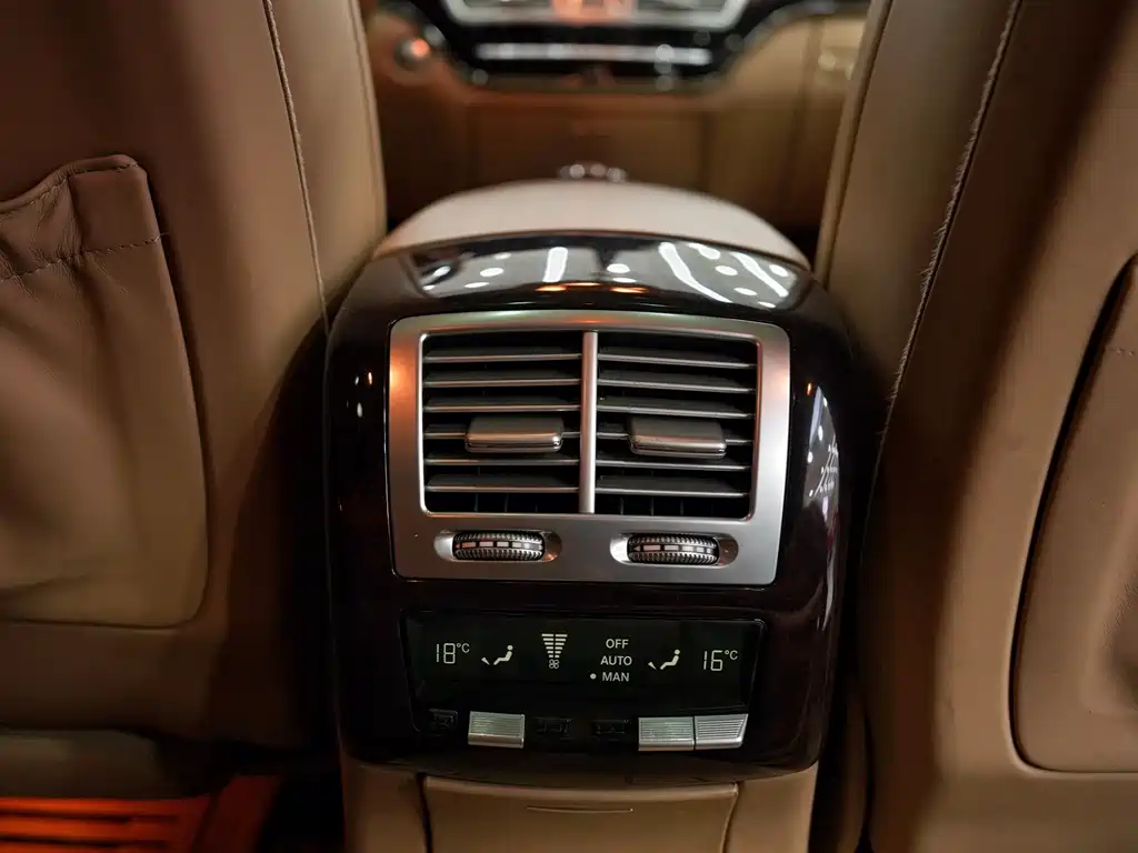 Mercedes-Benz S-Class AMG 2012 — фото 25