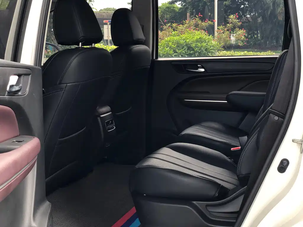 GAC Motor Trumpchi M6 2023 — фото 10