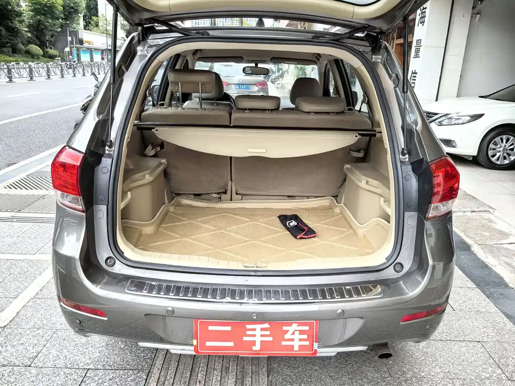 Haval H6 2012 — фото 16