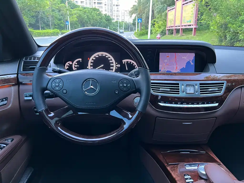 Mercedes-Benz S-Class 2010 — фото 18