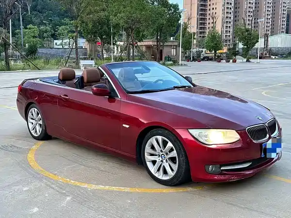 BMW 3 Series 2011