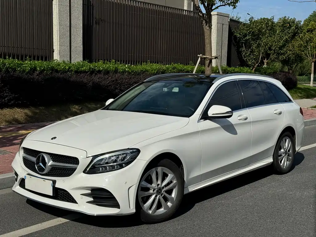 Mercedes-Benz C-Class 2020 — фото 1