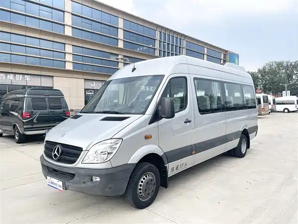 Mercedes-Benz Sprinter 2012