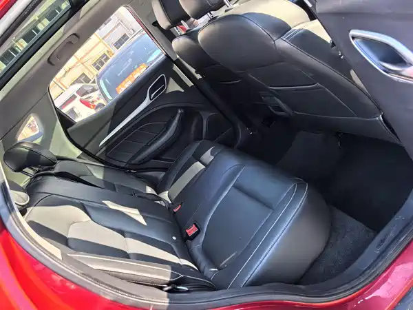 MG ZS 2017