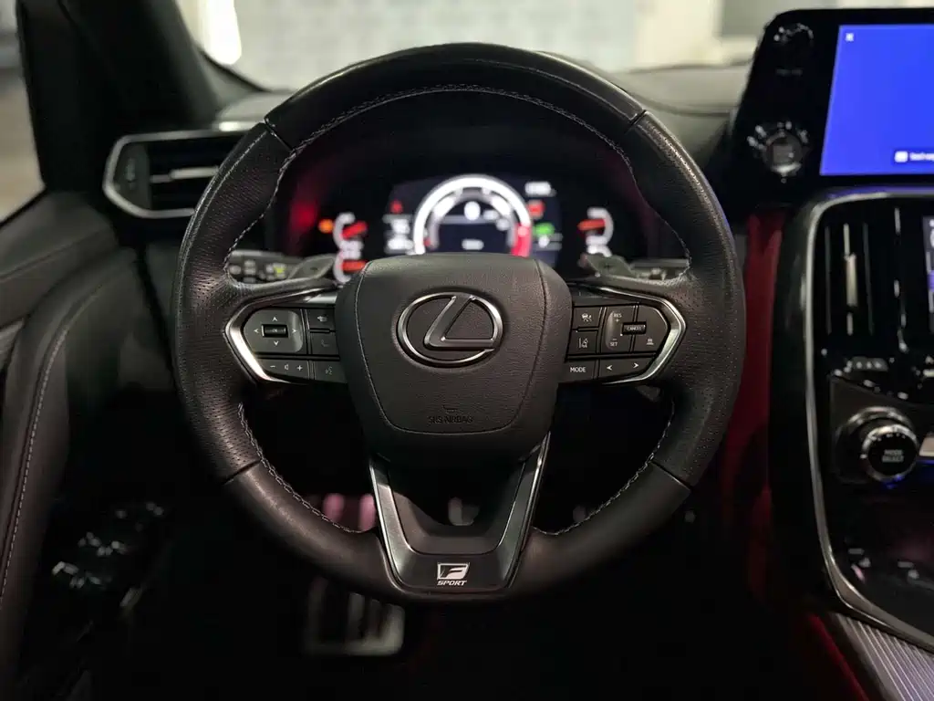 Lexus LX 2023 — фото 17