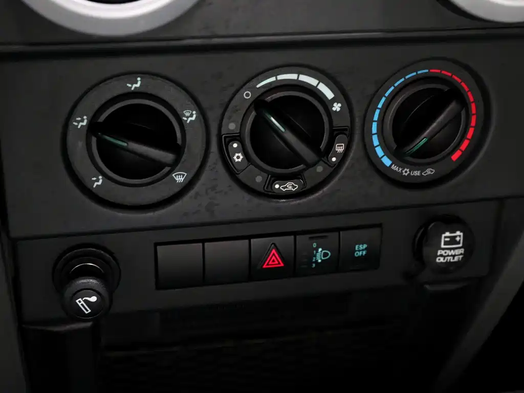 Jeep Wrangler 2010 — фото 15