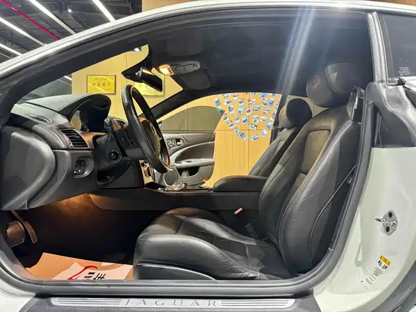 Jaguar XK 2012