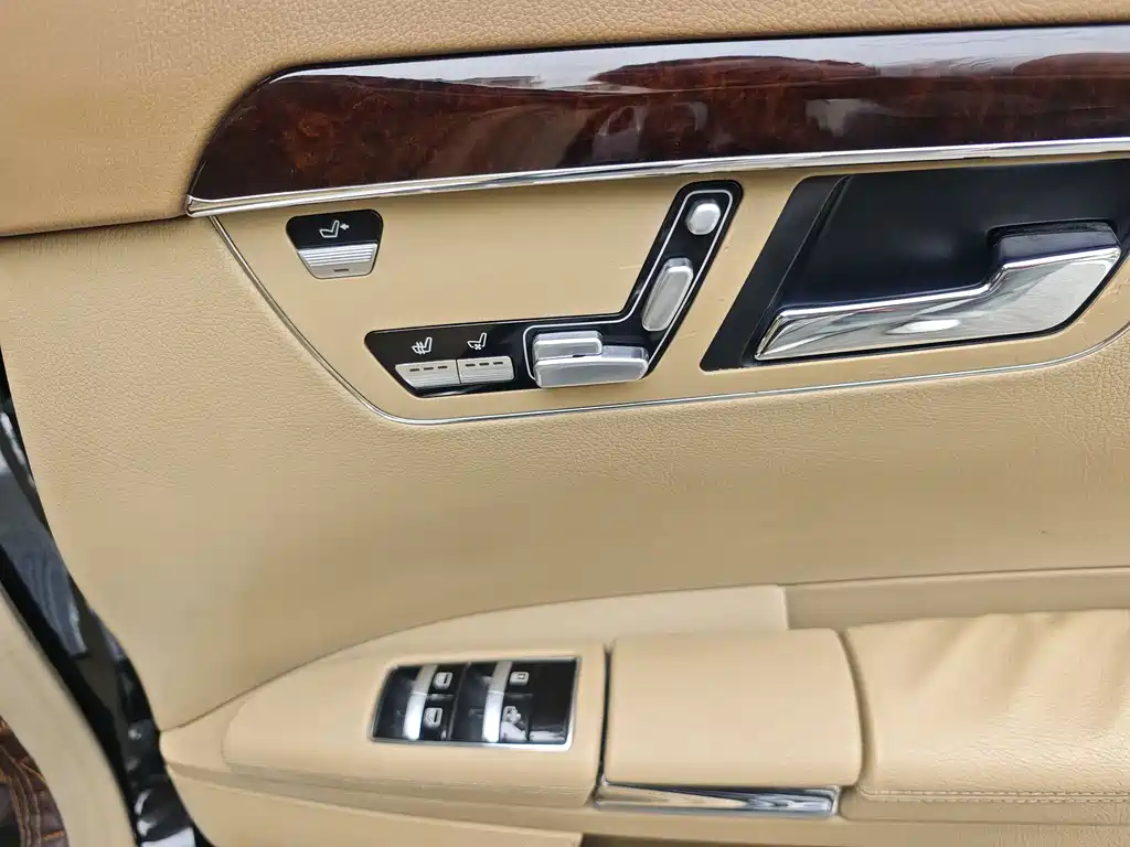 Mercedes-Benz S-Class 2011 — фото 25