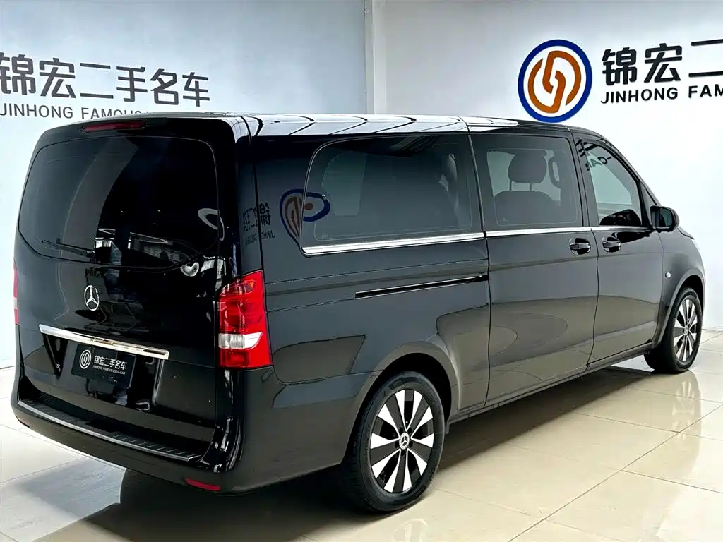 Mercedes-Benz Vito 2023 — фото 22