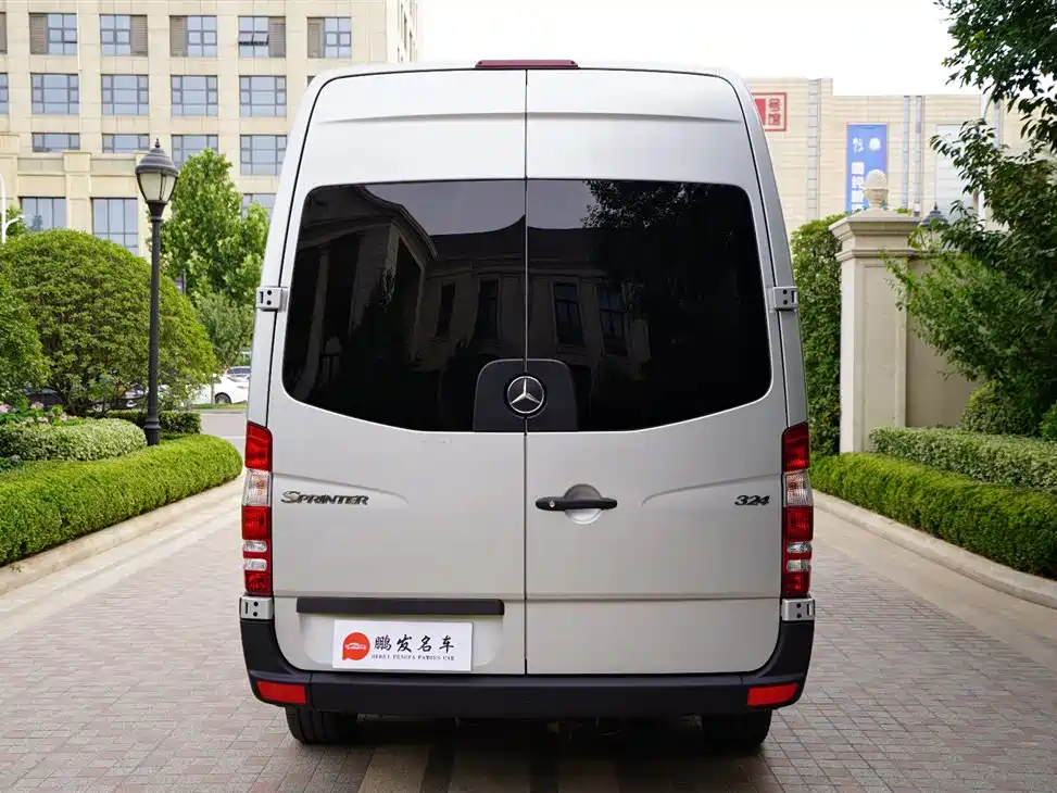Mercedes-Benz Sprinter 2015 — фото 25