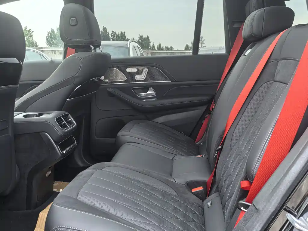 Mercedes-Benz GLS AMG — фото 11