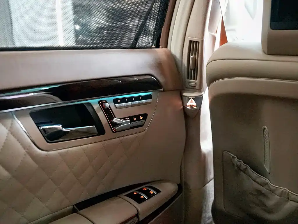Mercedes-Benz S-Class AMG 2012 — фото 23