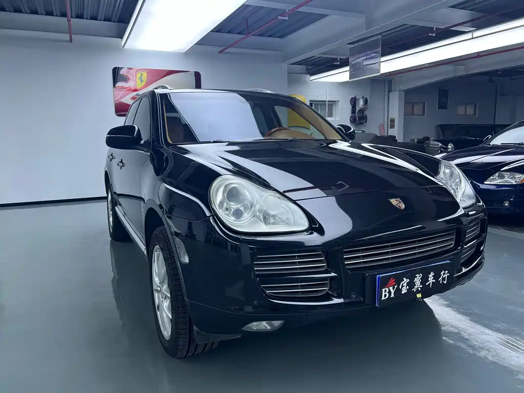 Porsche Cayenne 2005 — фото 2