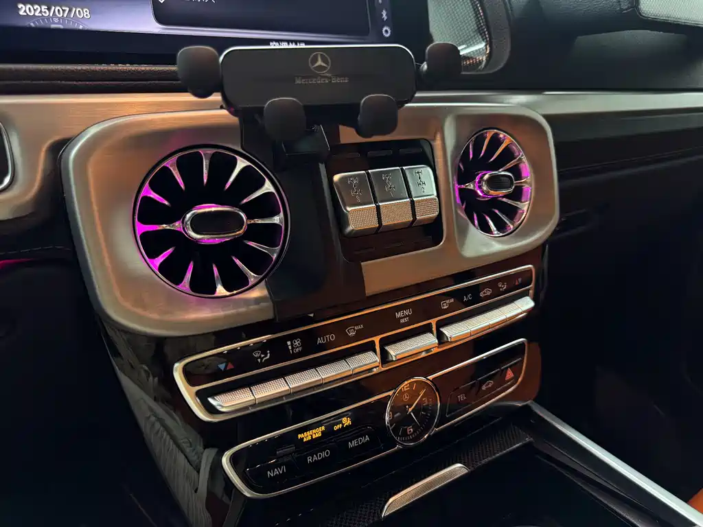 Mercedes-Benz G-Class 2019 — фото 28
