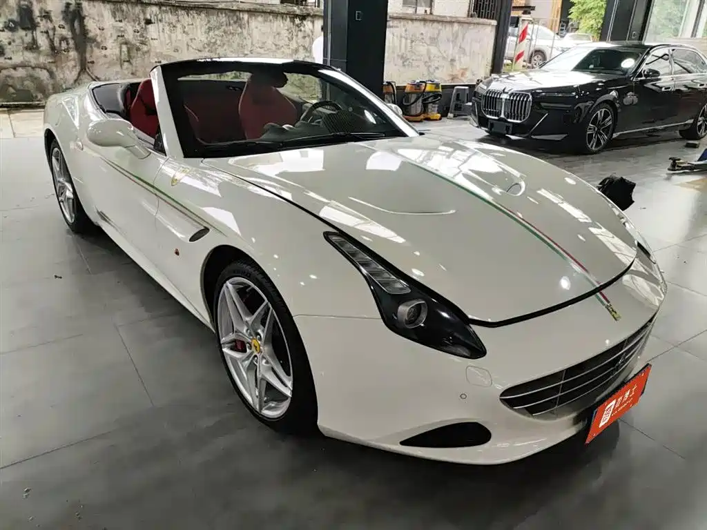 Ferrari California T 2018 — фото 2