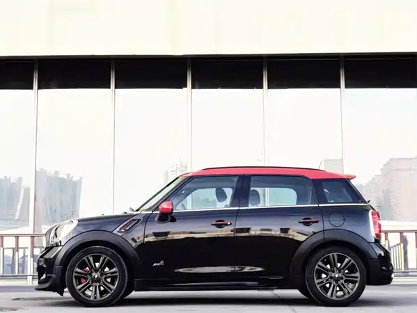 MINI JCW COUNTRYMAN 2014