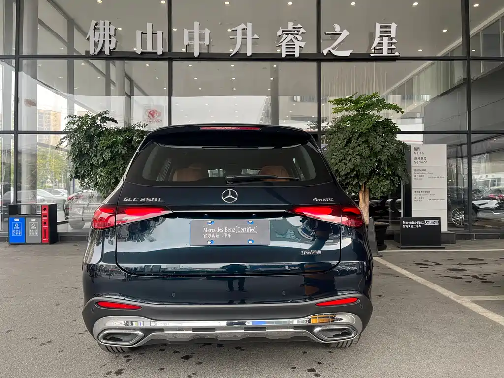 Mercedes-Benz GLC 2023