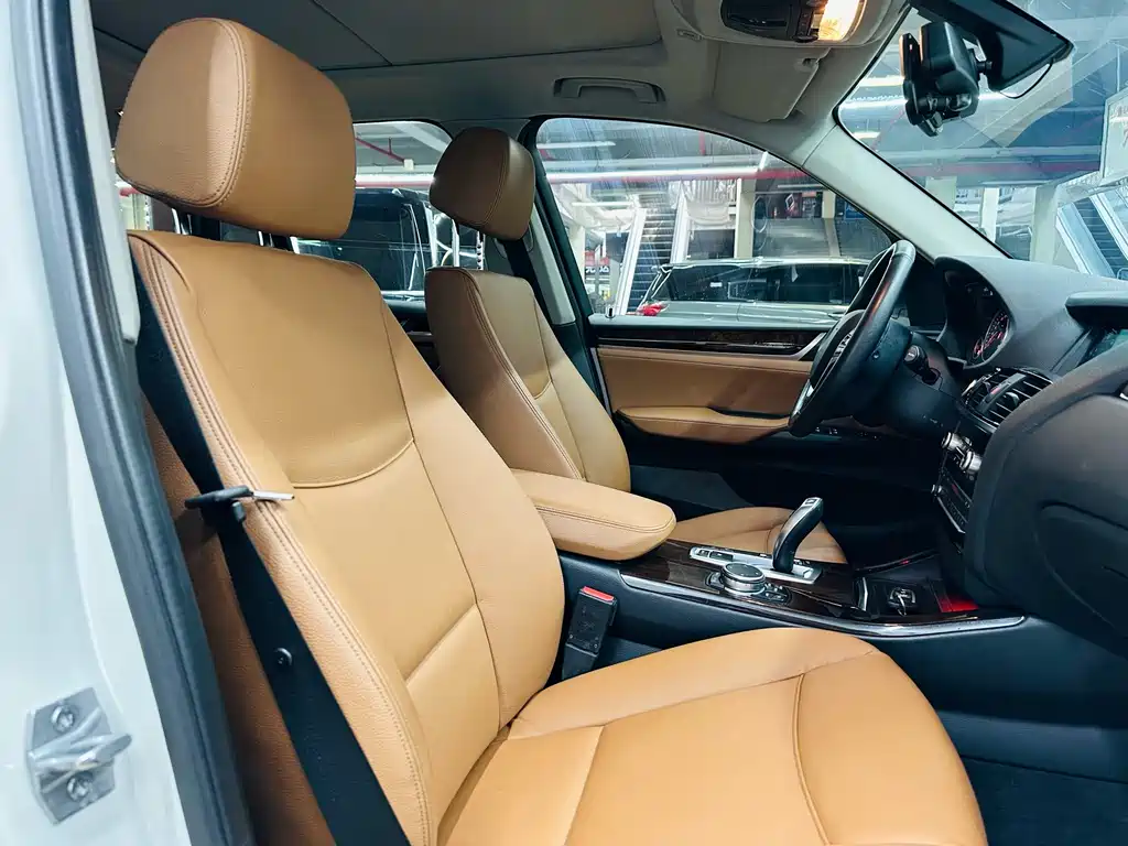 BMW X3 2015 — фото 17