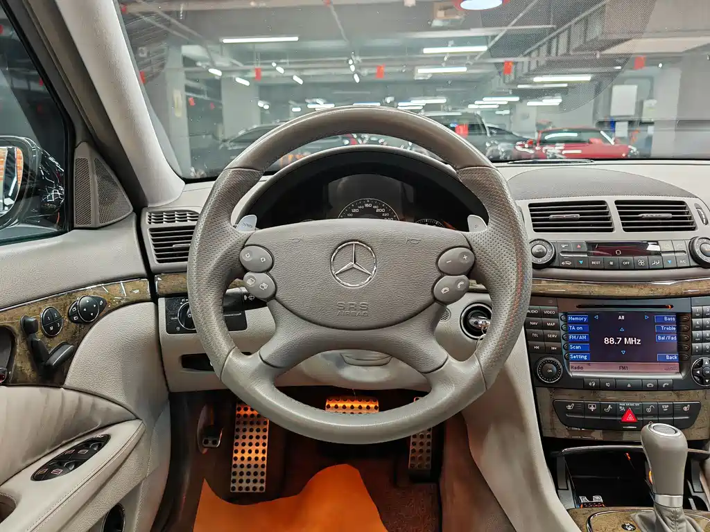 Mercedes-Benz E-Class AMG 2008 — фото 33