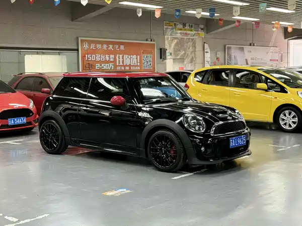 MINI JCW 2013