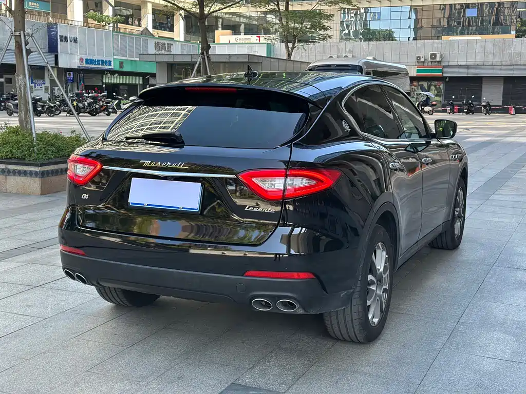 Maserati Levante 2020 — фото 7