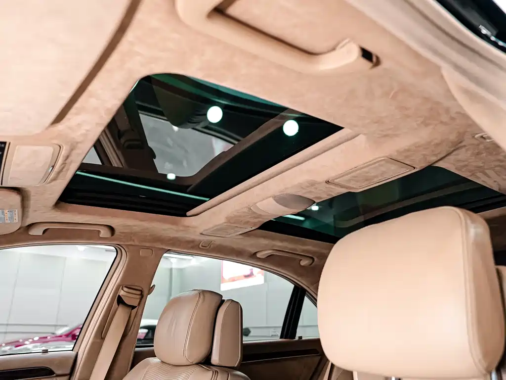 Mercedes-Benz S-Class AMG 2012 — фото 23