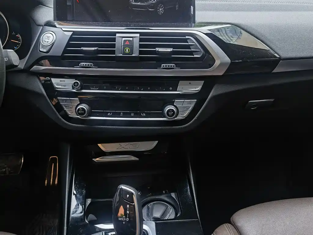 BMW X3 2019 — фото 14