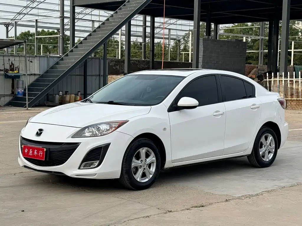 Mazda 3 Xingcheng 2013