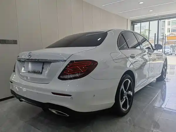 Mercedes-Benz E-Class 2018