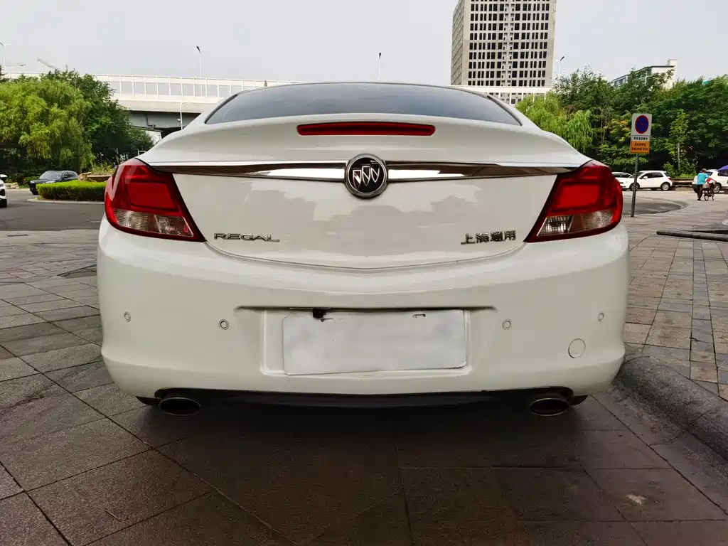 Buick Regal 2013 — фото 10